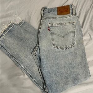 Levi's Classic 501 Women’s Light Blue Straight Jeans